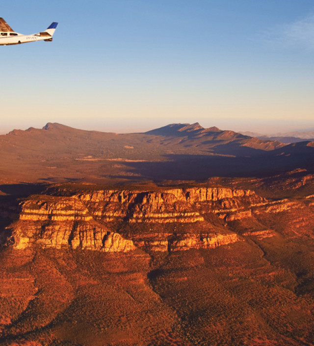 フリンダース山脈とアウトバック3日間の旅